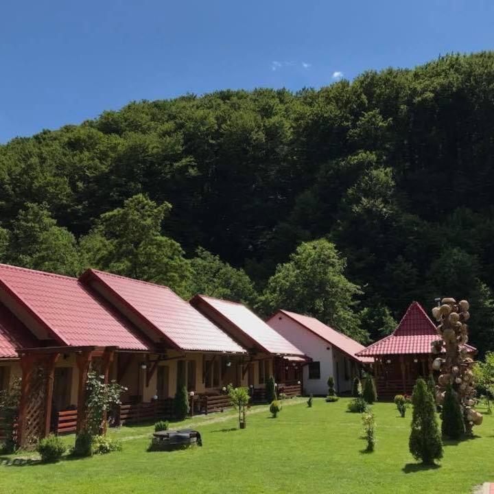 Patakmenti Panzio Spa Корунд Екстериор снимка