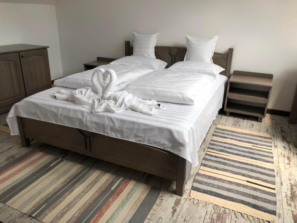 Patakmenti Panzio Spa Корунд Екстериор снимка