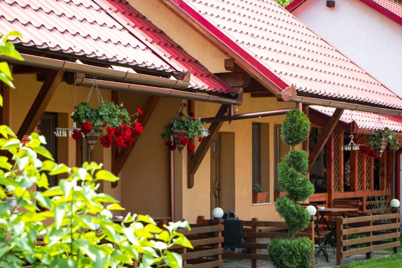Patakmenti Panzio Spa Корунд Екстериор снимка