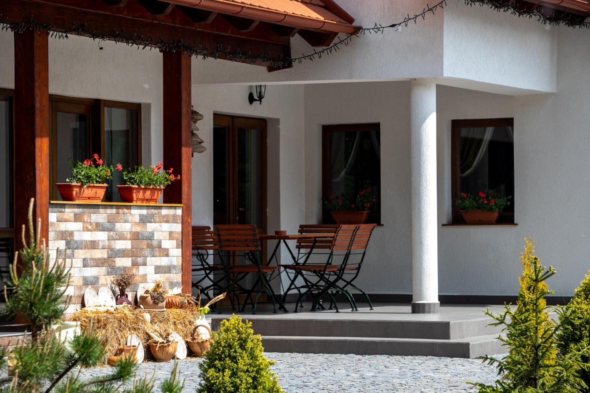 Patakmenti Panzio Spa Корунд Екстериор снимка