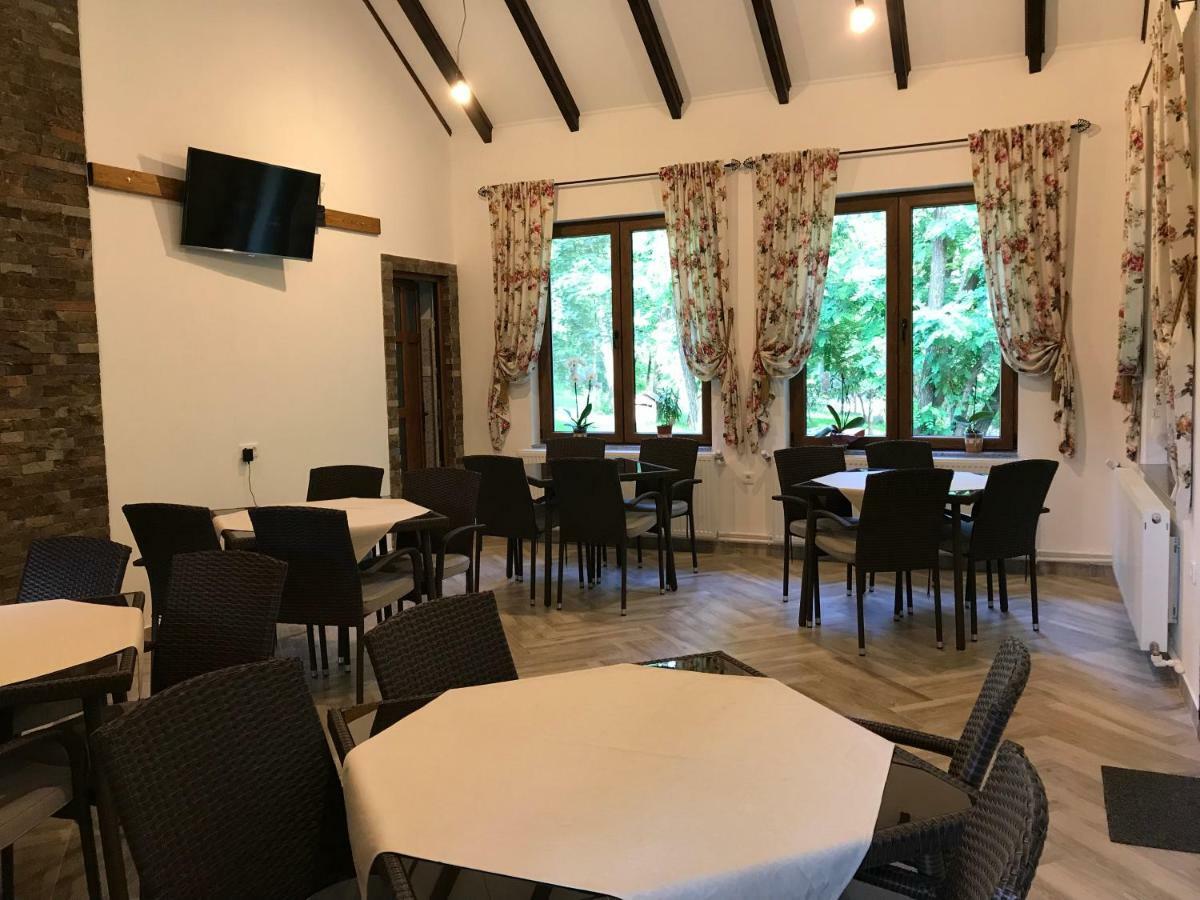 Patakmenti Panzio Spa Корунд Екстериор снимка
